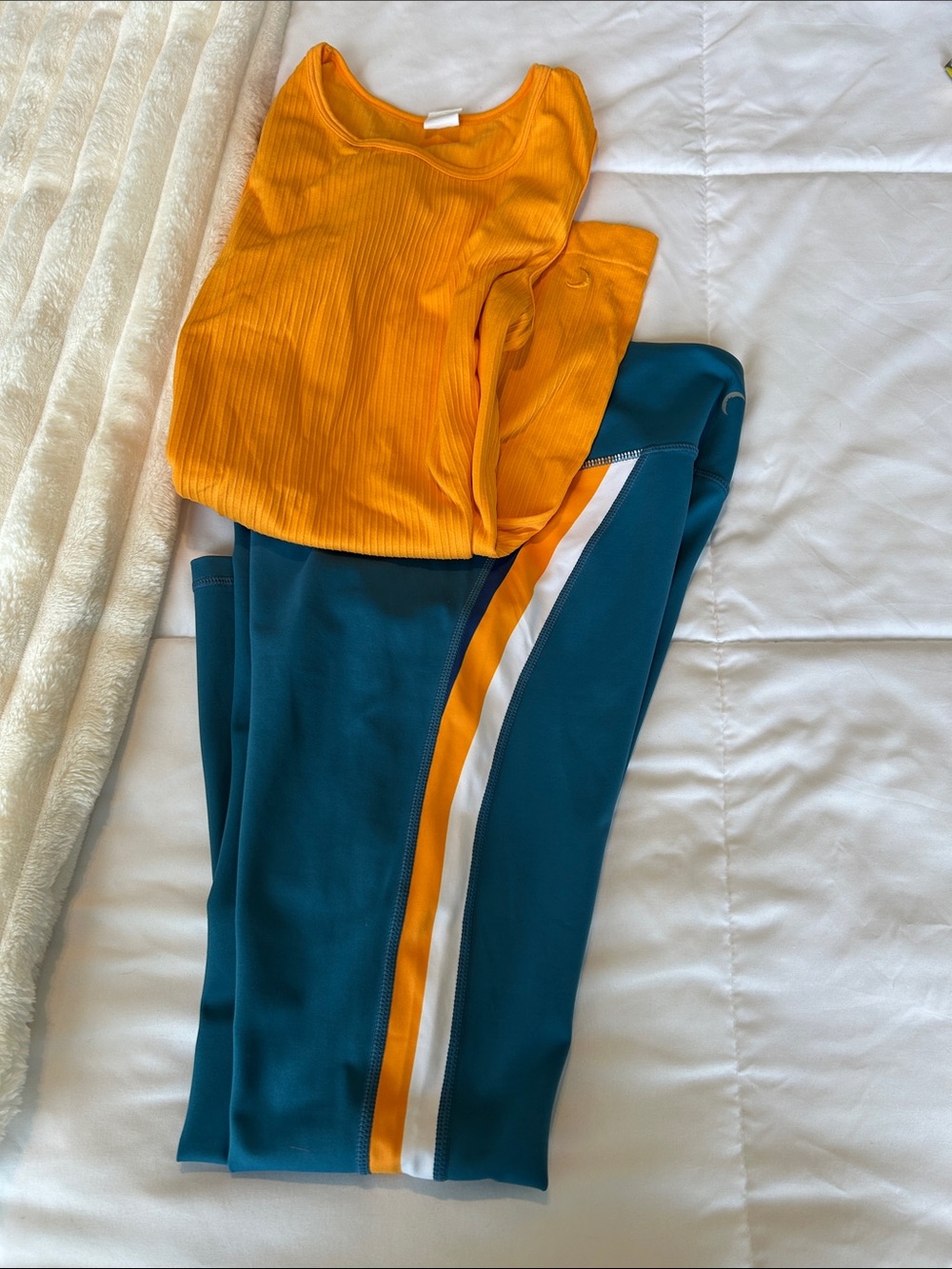 ZYIA Teal Leggings with Yellow and White Side Stripes & tank top